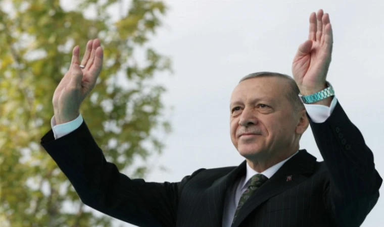 Erdoğan Zeytinburnu’ndan seslendi: Yaptıklarımız eser ve hizmet siyaseti