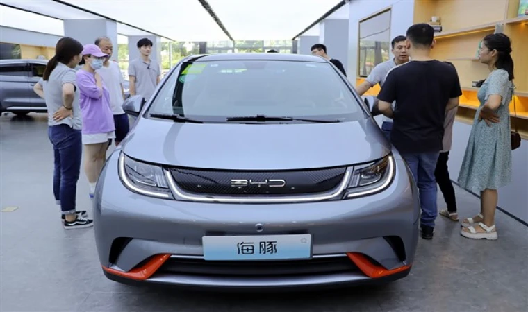 Çin’de ilk 10 ayda yeni enerjili araç üretimi ve satışı arttı