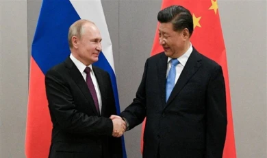 Xi ile Putin Semerkant’ta bir araya geldi